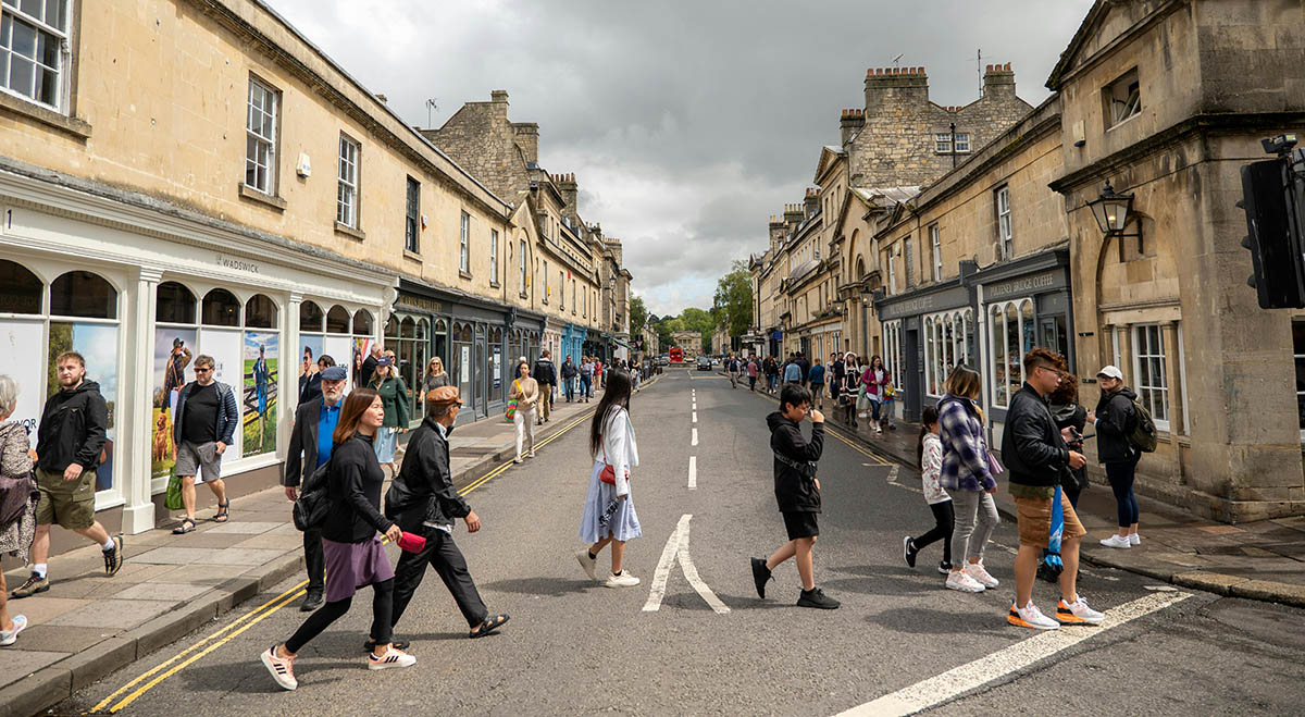 Bath & Borders